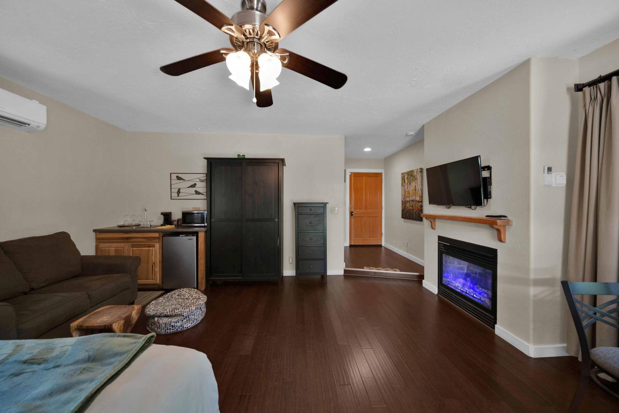 The Inn At Shasta Lake Lakehead Exterior foto