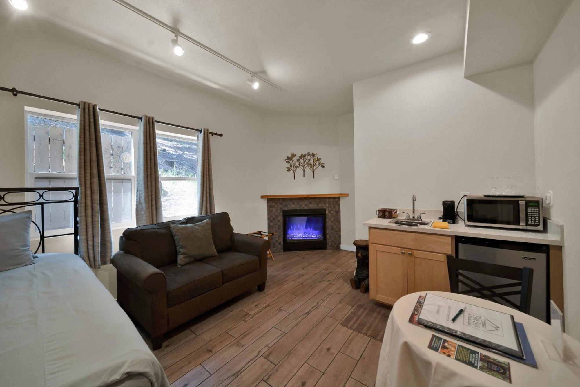The Inn At Shasta Lake Lakehead Exterior foto